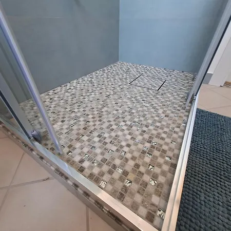Casa Memi 아파트 세라발레스크리비아