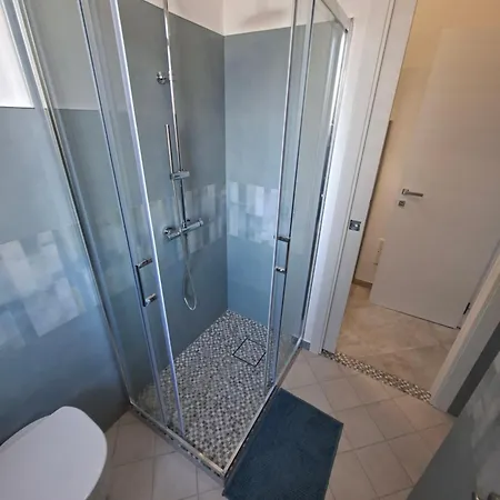 Casa Memi 세라발레스크리비아